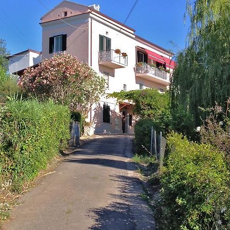 Casa Sul Monte D'Oro Apartment Scauri  Luaran gambar