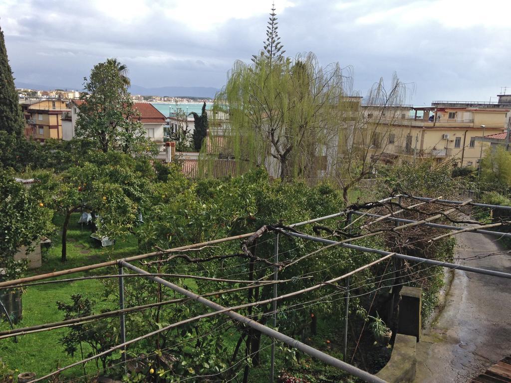 Casa Sul Monte D'Oro Apartment Scauri  Luaran gambar