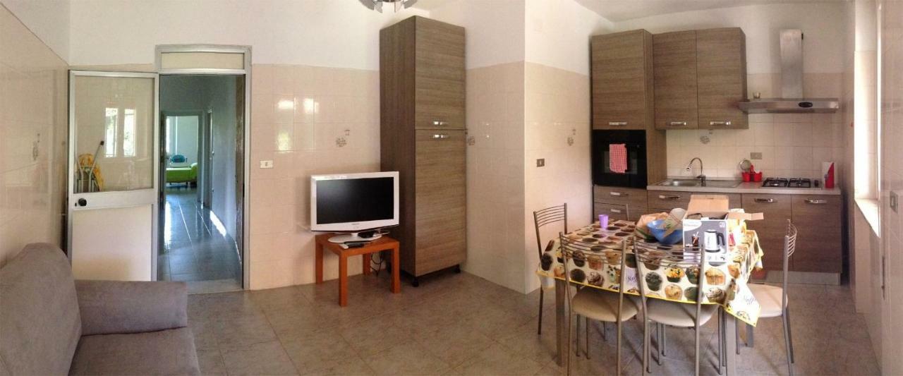 Casa Sul Monte D'Oro Apartment Scauri  Luaran gambar